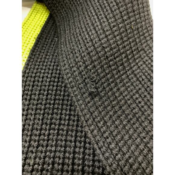 Chanel Chunky Sport Scarf Wool Silk Cashmere Black + Fluorescent Green - Picture 4 of 7